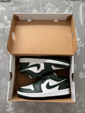 Air Jordan 1 low